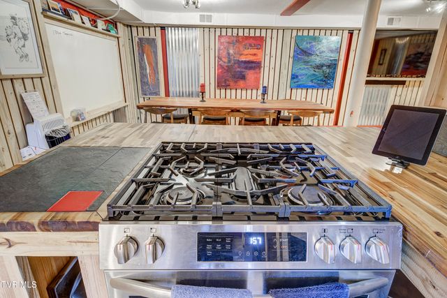 304 Merry Drive, Elizabethton, TN 37643