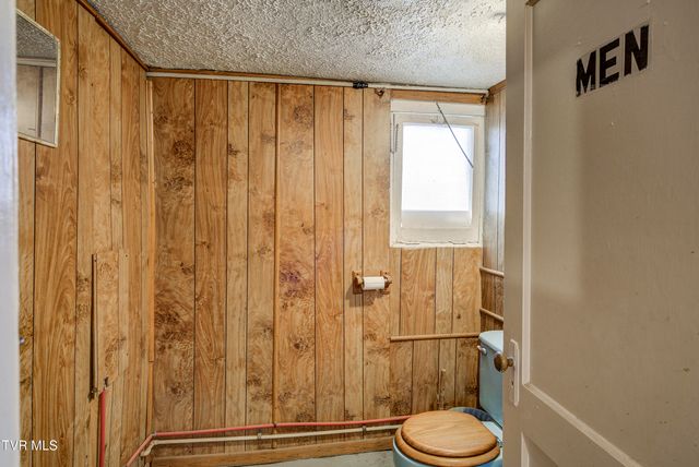 304 Merry Drive, Elizabethton, TN 37643