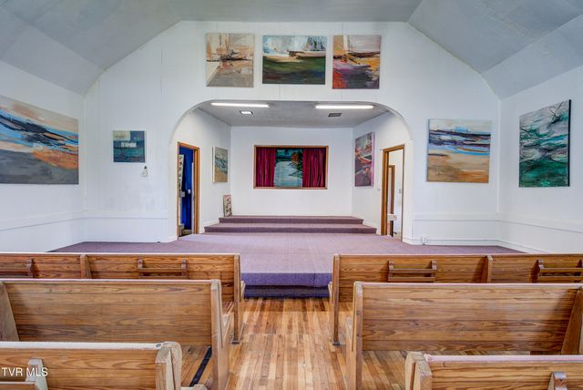 304 Merry Drive, Elizabethton, TN 37643