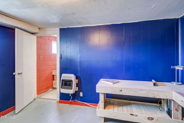 304 Merry Drive, Elizabethton, TN 37643