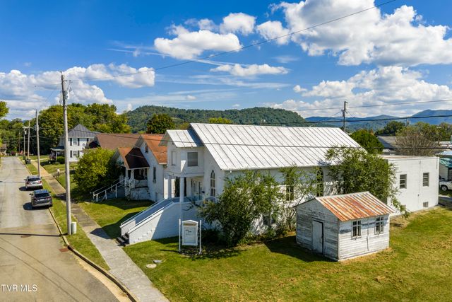 304 Merry Drive, Elizabethton, TN 37643