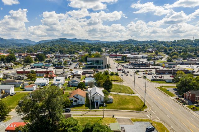 304 Merry Drive, Elizabethton, TN 37643