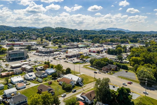 304 Merry Drive, Elizabethton, TN 37643