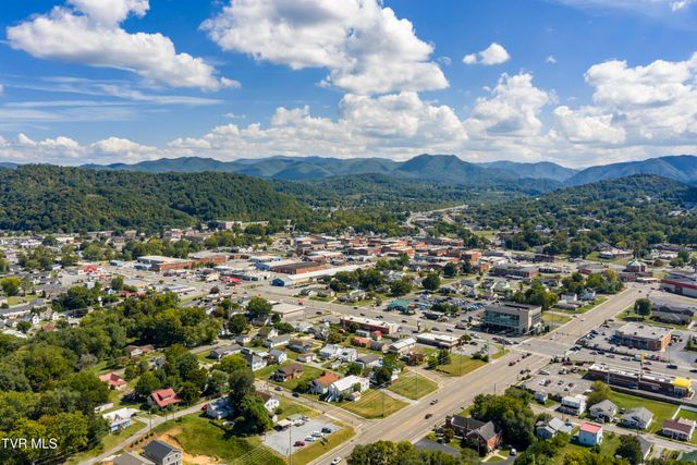 304 Merry Drive, Elizabethton, TN 37643