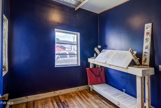 304 Merry Drive, Elizabethton, TN 37643