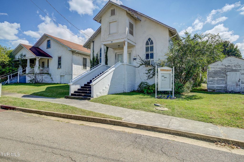 304 Merry Drive, Elizabethton, TN 37643