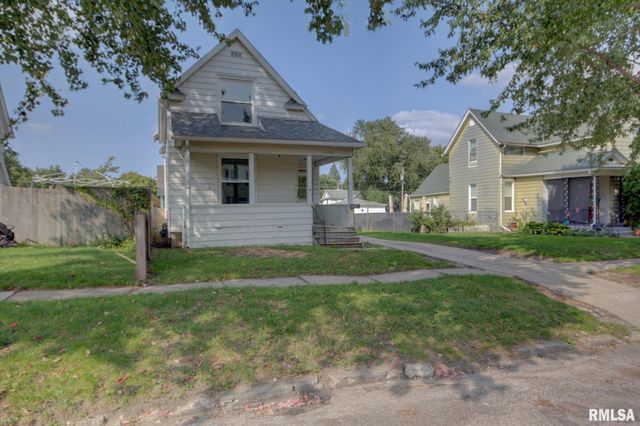 2312 W 1ST Street, Davenport, IA 52802