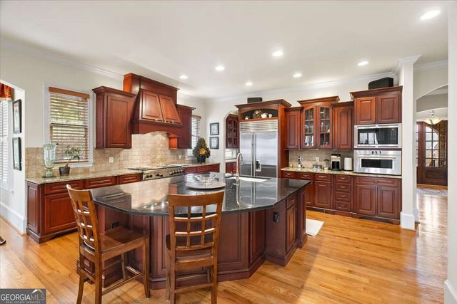 2252 Parkwood Place Court SE, Smyrna, GA 30080