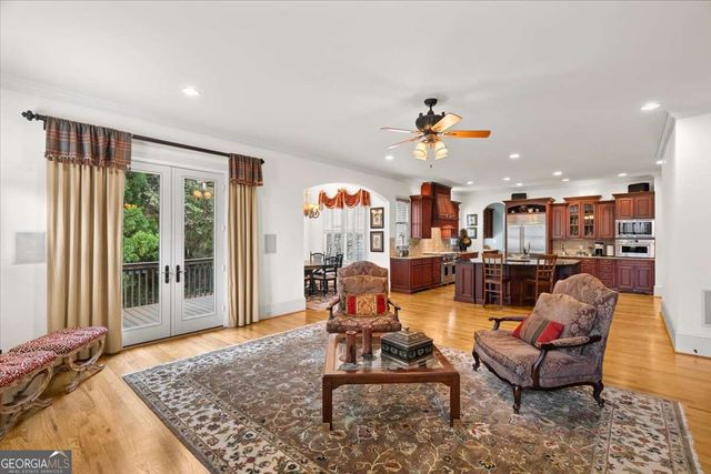 2252 Parkwood Place Court SE, Smyrna, GA 30080