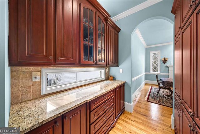 2252 Parkwood Place Court SE, Smyrna, GA 30080