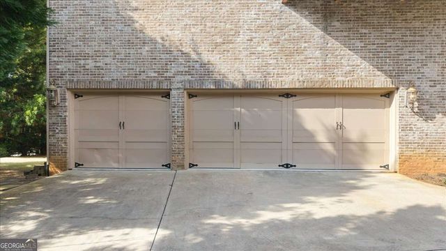 2252 Parkwood Place Court SE, Smyrna, GA 30080