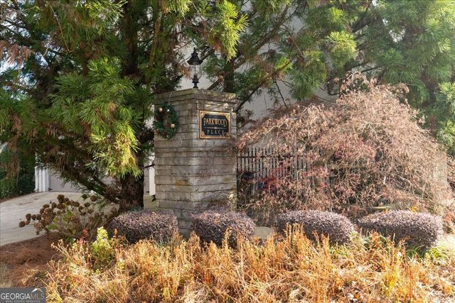 2252 Parkwood Place Court SE, Smyrna, GA 30080