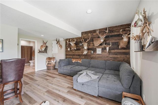 215 E Whispering Hills Boulevard, Lone Jack, MO 64070