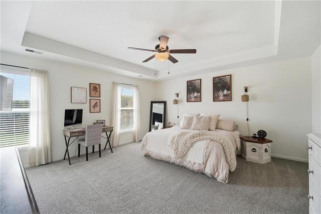 215 E Whispering Hills Boulevard, Lone Jack, MO 64070