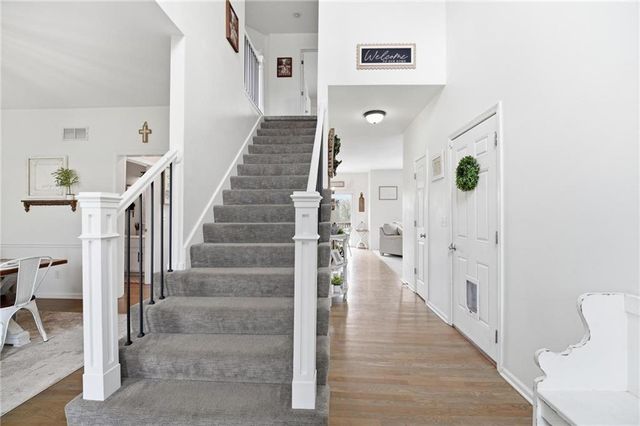 215 E Whispering Hills Boulevard, Lone Jack, MO 64070
