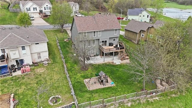 215 E Whispering Hills Boulevard, Lone Jack, MO 64070