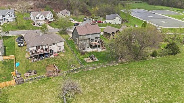 215 E Whispering Hills Boulevard, Lone Jack, MO 64070