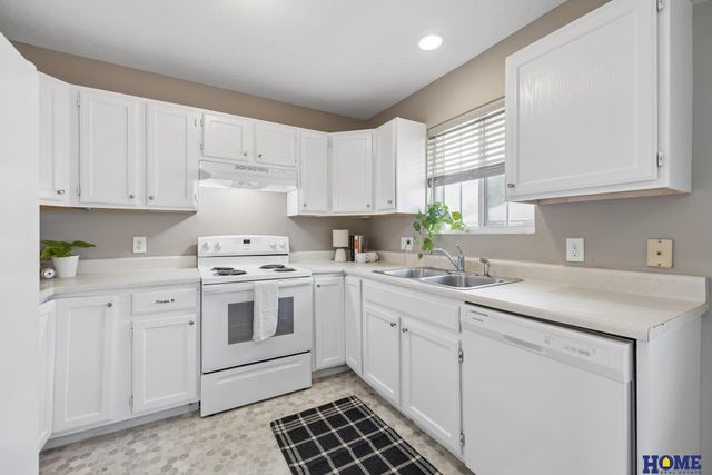 1708 S 6th Street, Lincoln, NE 68502