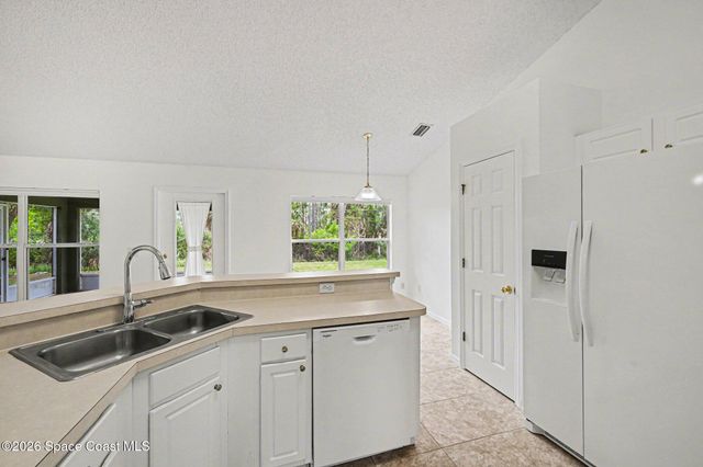 280 Delake Road NW, Palm Bay, FL 32907