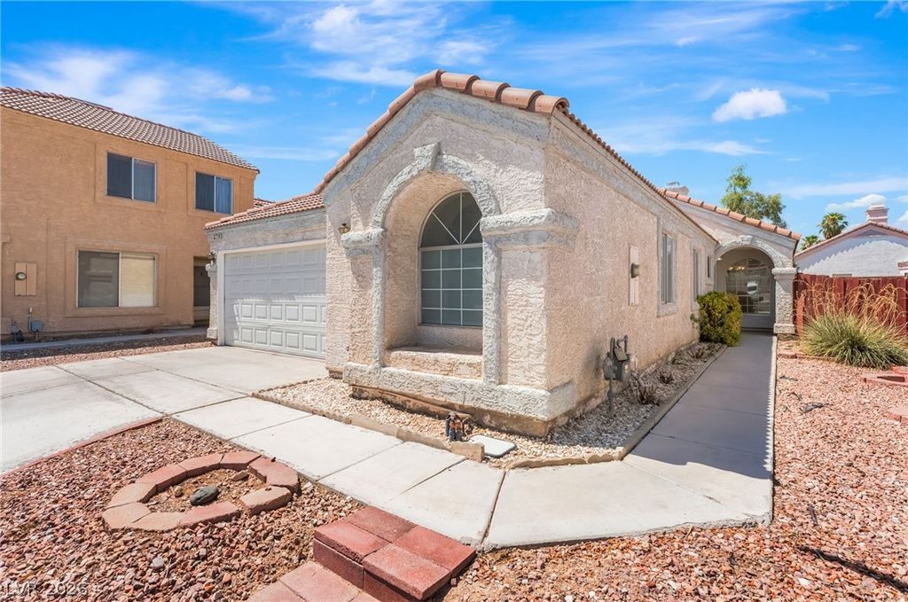 2705 Cheshire Court, Las Vegas, NV 89108 — photo 4