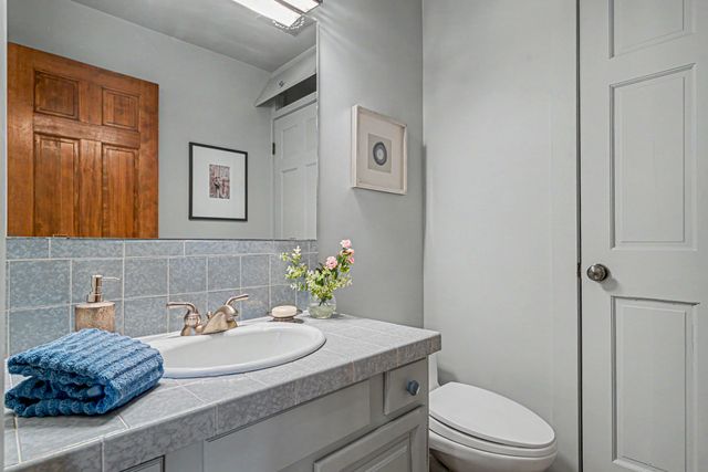 409 E Coronado Road 2, Santa Fe, NM 87505