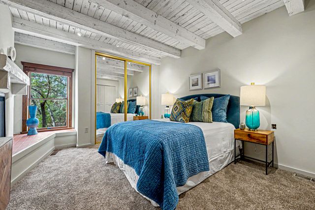409 E Coronado Road 2, Santa Fe, NM 87505