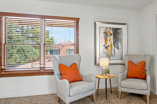 409 E Coronado Road 2, Santa Fe, NM 87505