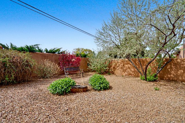 409 E Coronado Road 2, Santa Fe, NM 87505