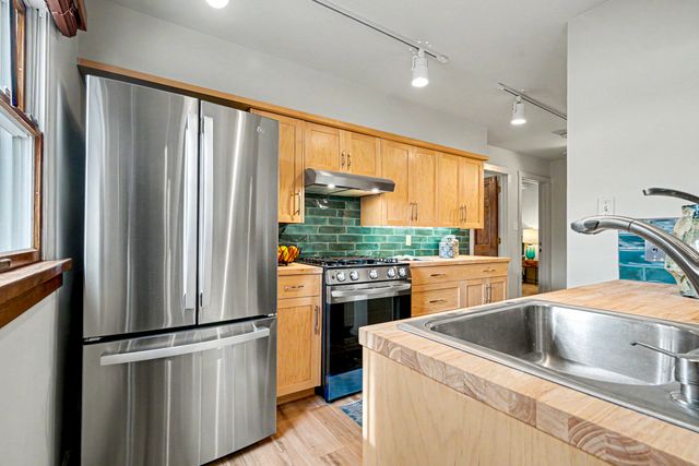 409 E Coronado Road 2, Santa Fe, NM 87505