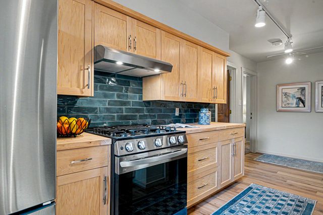 409 E Coronado Road 2, Santa Fe, NM 87505