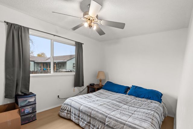 2744 Merriman Road, Medford, OR 97501