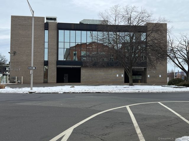 43 East Main Street, Meriden, CT 06450