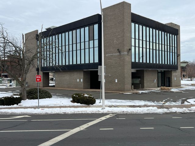 43 East Main Street, Meriden, CT 06450