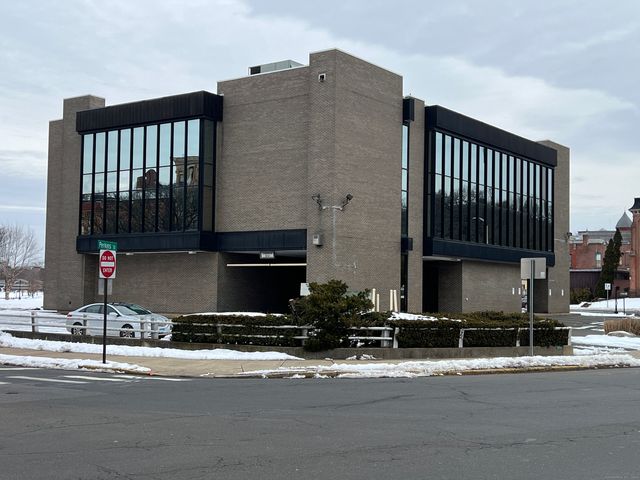43 East Main Street, Meriden, CT 06450