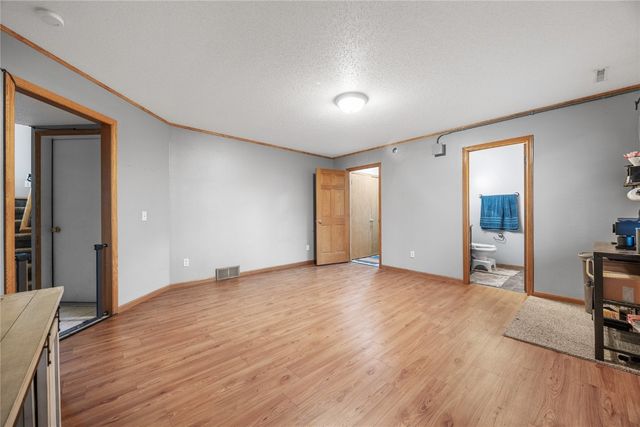 6965 Doubletree Rd NE, Cedar Rapids, IA 52402