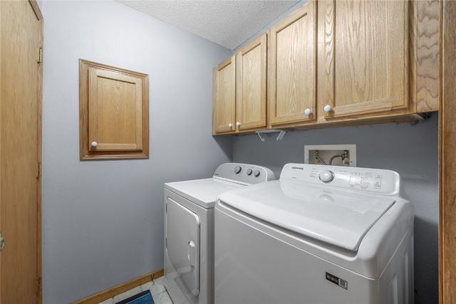 6965 Doubletree Rd NE, Cedar Rapids, IA 52402