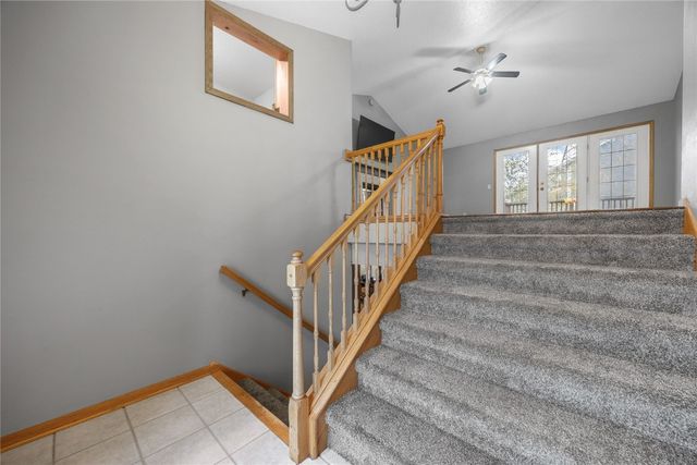 6965 Doubletree Rd NE, Cedar Rapids, IA 52402