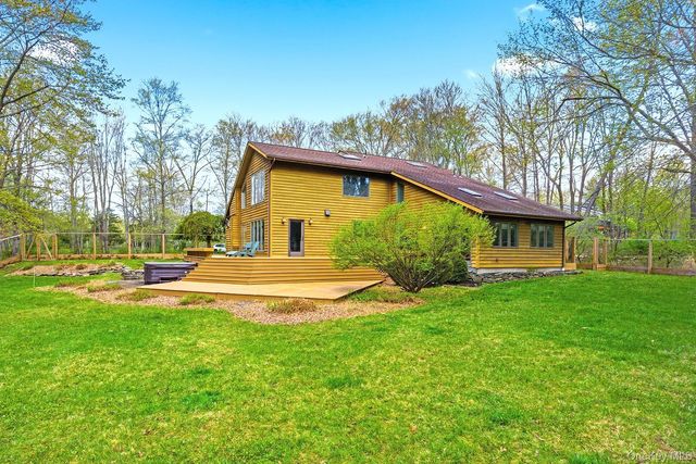 315 Burnt Meadow Road, Gardiner, NY 12525