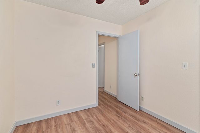 700 W Collins Street, Denton, TX 76201