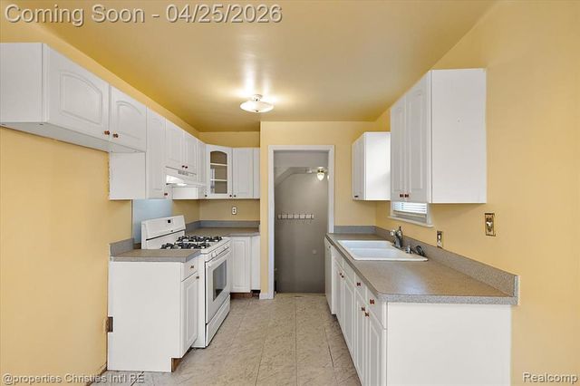 25373 Ivanhoe, Redford, MI 48239