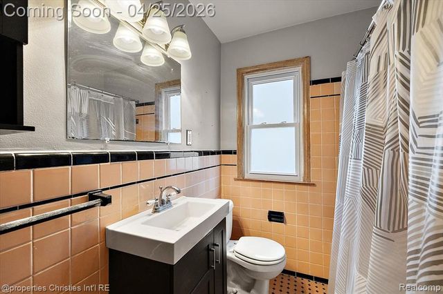 25373 Ivanhoe, Redford, MI 48239