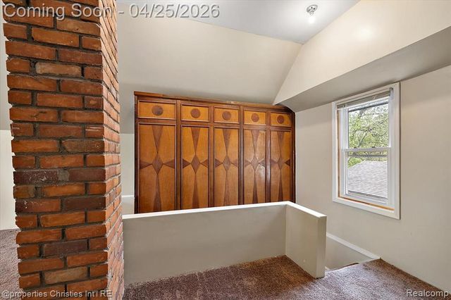 25373 Ivanhoe, Redford, MI 48239