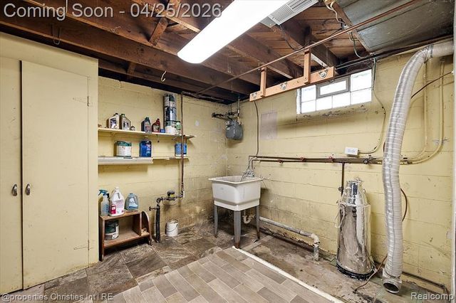 25373 Ivanhoe, Redford, MI 48239