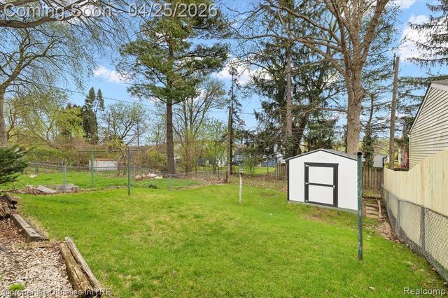 25373 Ivanhoe, Redford, MI 48239