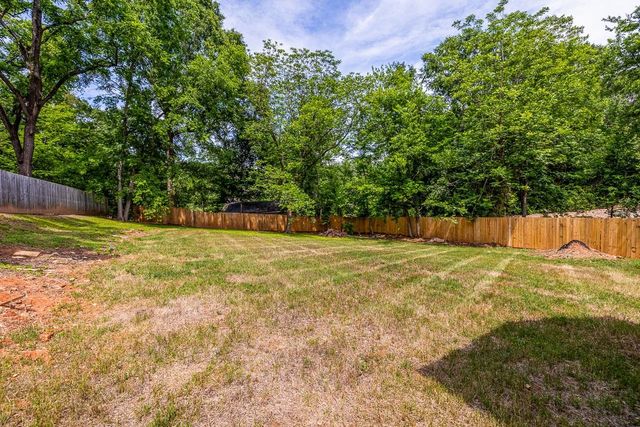 519 S Shamrock, Landrum, SC 29356
