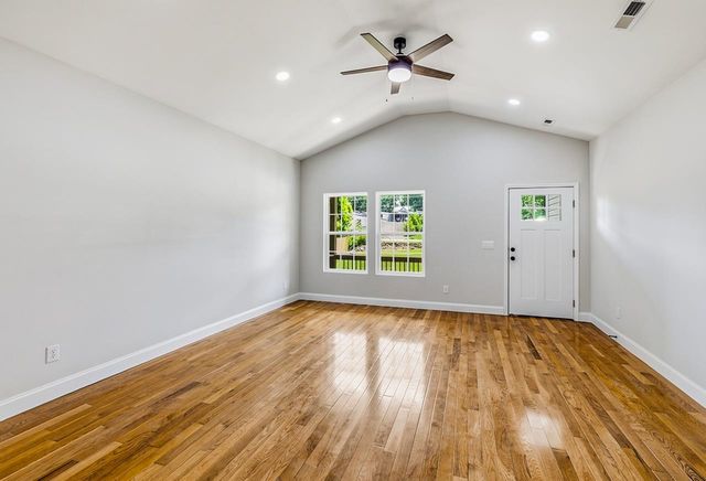 519 S Shamrock, Landrum, SC 29356