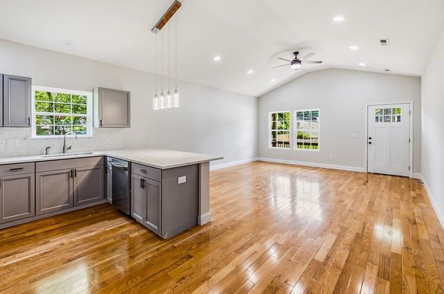 519 S Shamrock, Landrum, SC 29356
