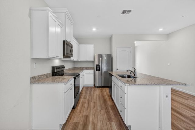 2163 Par Ct, Marysville, CA 95901