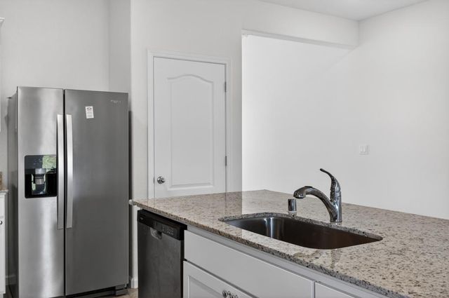 2163 Par Ct, Marysville, CA 95901