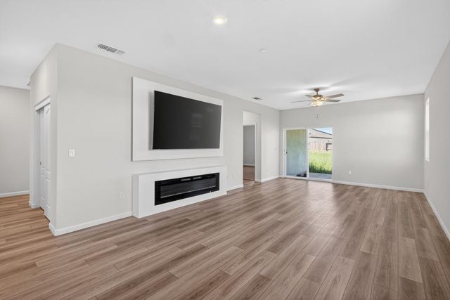 2163 Par Ct, Marysville, CA 95901